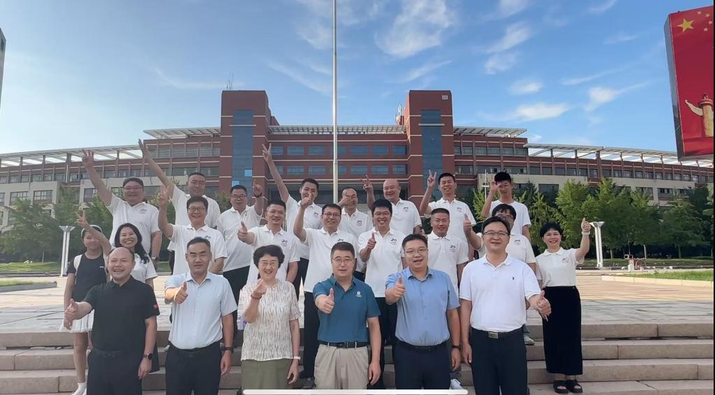 副院长郭琳代表多特蒙德携手澳门十大娱