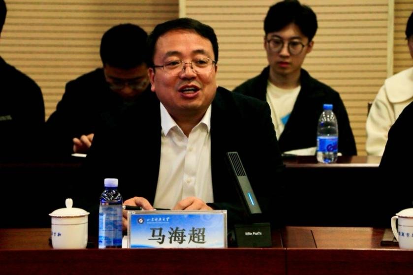 共同探讨物理学
