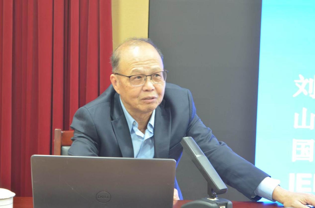 刘教授从1947年贝尔实验室发明首支